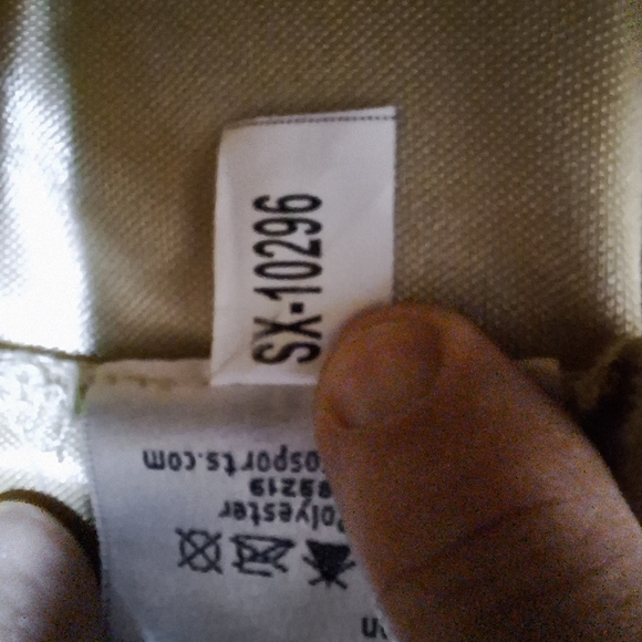Champro Gold football pants in an adult small. EUC - Picture 4 of 6